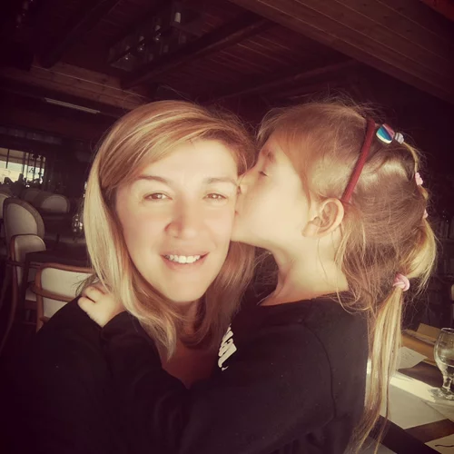 Συγκινεί η Ξένια Πρεζεράκου | "Eίμαι έτοιμη θάνατε, σε κοιτάω στα μάτια..."