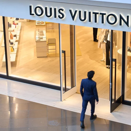 Ο Louis Vuitton γιορτάζει την 130η επέτειο του μονογράμματός του με pop-up εμπειρία στο Soho