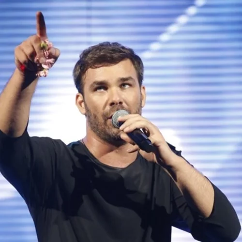 "Αδερφέ, δεν κάνουμε θεατρικό εδώ" | Αντιδράσεις για τη συμπεριφορά του Γιώργου Σαμπάνη σε θαμώνα