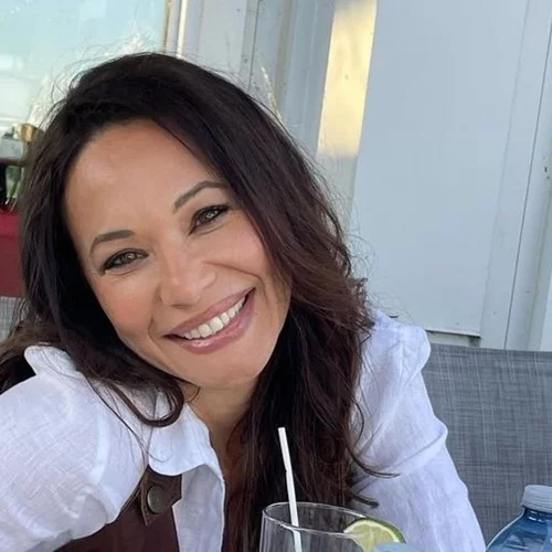 "Επέζησα από 2 χειρουργεία ανευρύσματος στον εγκέφαλο" | Η συγκλονιστική εξομολόγηση της Μάρως Λύτρα