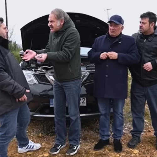 "Ευτυχισμένοι Μαζί" | Viral η ξεκαρδιστική σκηνή που ξαναγύρισαν μετά από 15 χρόνια [βίντεο]