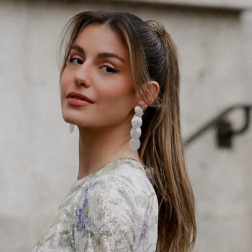 Το chic κούρεμα που κυριάρχησε στο street style του Παρισιού