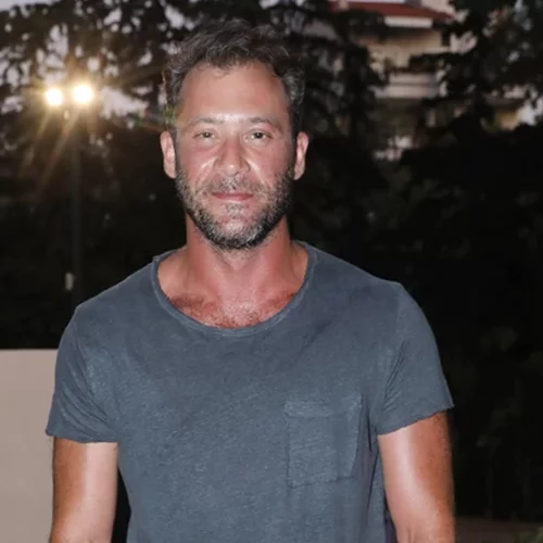 Αντίνοος Αλμπάνης για Φιλιππίδη | "Eίναι γνωστό στον κόσμο ότι εγώ είχα μια στενή σχέση με τον Πέτρο"