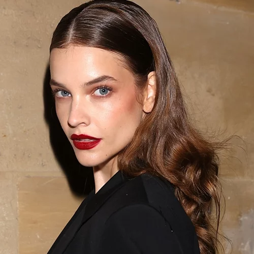 Τα χρώματα κραγιόν που πρέπει να έχει το νεσεσέρ σου φέτος το φθινόπωρο και το χειμώνα