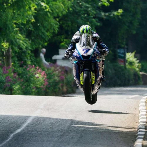 Ξεκίνησε ο πιο θανατηφόρος αγώνας ταχύτητας στον κόσμο