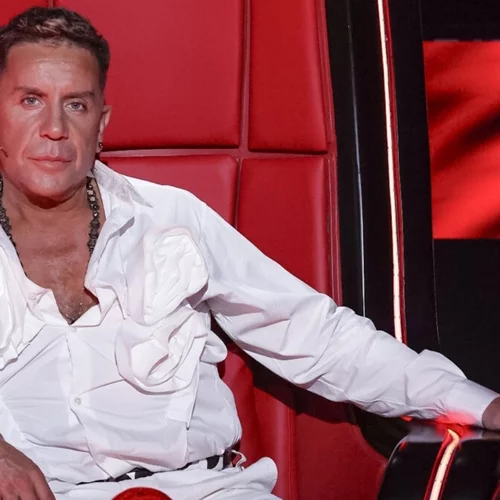 The Voice | Η στιγμή που το κοινό αποθεώνει τον Γιώργο Μαζωνάκη – Η συγκίνηση του τραγουδιστή