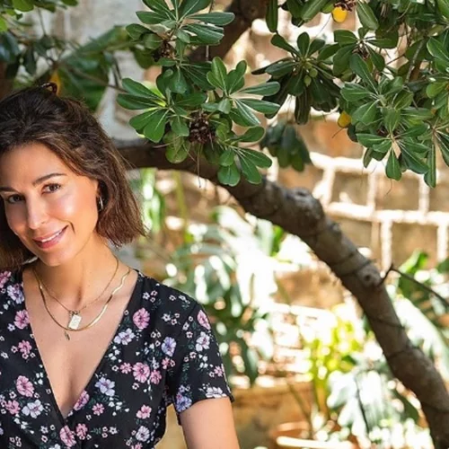 Κατερίνα Παπουτσάκη | Μπήκε στην κουζίνα του σπιτιού της και μαγείρεψε για τους γιους της