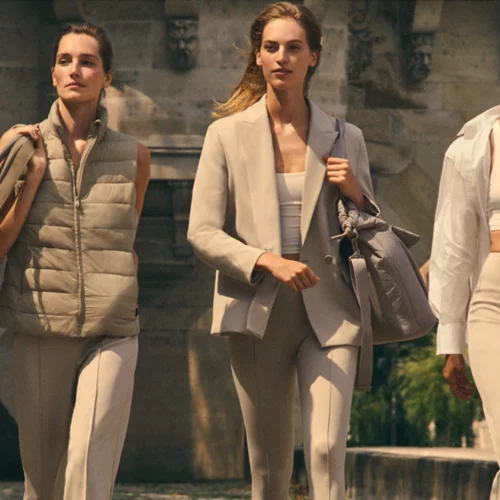 Ανακαλύψαμε τη συλλογή που σου επιτρέπει να φορέσεις τα αθλητικά ρούχα στο γραφείο