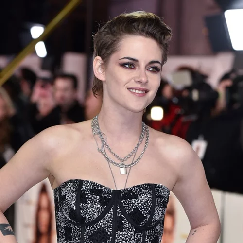 Η Kristen Stewart για τη σχέση της με τον Robert Pattinson | "Ήμασταν νέοι και άμυαλοι"
