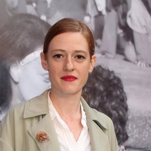 Σοφία Κόκκαλη | Η πολυβραβευμένη ηθοποιός που υποδύεται την κόρη της Βίκυς Καγιά