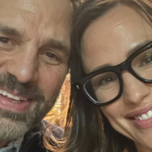 Jennifer Garner - Mark Ruffalo | Η κοινή τους φωτογραφία 17 χρόνια μετά την ταινία 13 Going on 30