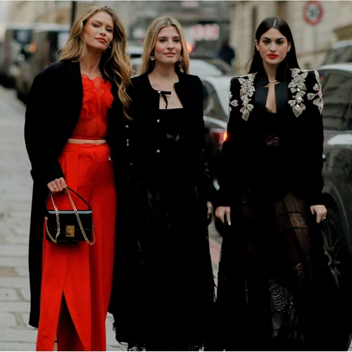 Τα κομψά φορέματα που θα φορέσεις τις γιορτές