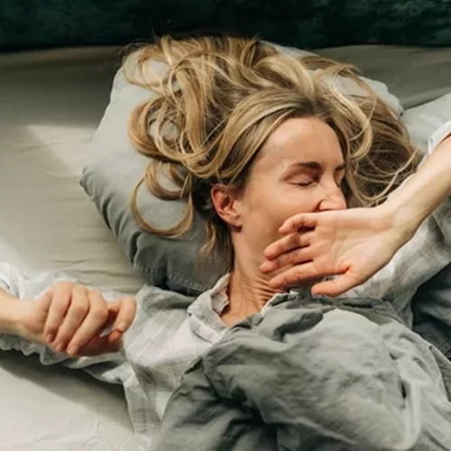 Ψυχολογικές επιπτώσεις του καύσωνα | Πώς επηρεάζει την ψυχική ευεξία