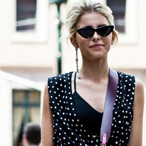 5 outfits που θα σε κρατήσουν cool & chic στην πολλή ζέστη