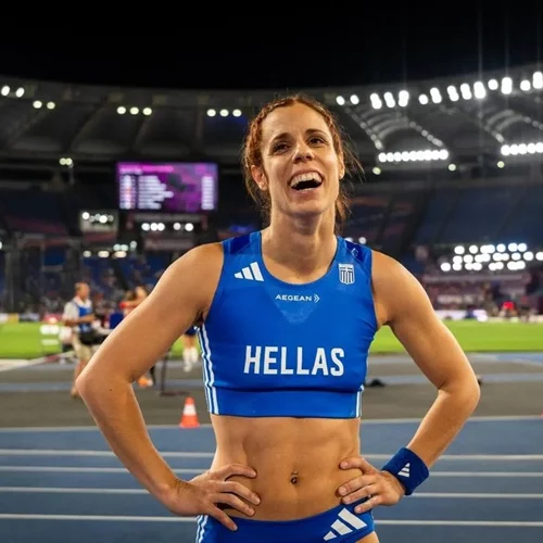 "Ακόμα έγκυος" | Η Κατερίνα Στεφανίδη στο γυμναστήριο... περιμένει να γεννήσει