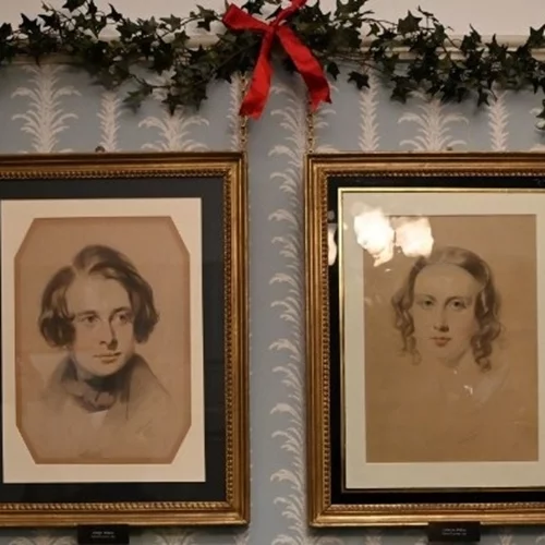 Σπάνια αντικείμενα του Τσαρλς Ντίκενς σε έκθεση στο αφιερωμένο στη ζωή και το έργο του Μουσείο στο Λονδίνο