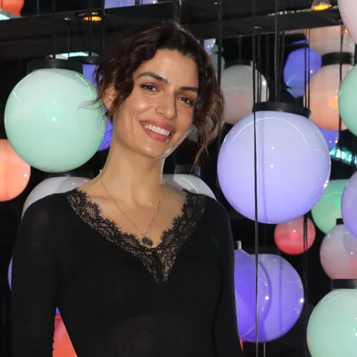 Τα looks της Τόνιας Σωτηροπούλου που θα ζήλευε μία Παριζιάνα