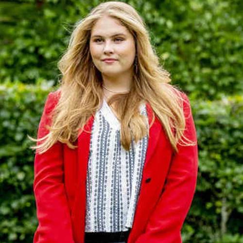 "Δεν θέλω καθόλου να γίνω βασίλισσα. Ελπίζω ο μπαμπάς μου να μην πεθάνει ξαφνικά"