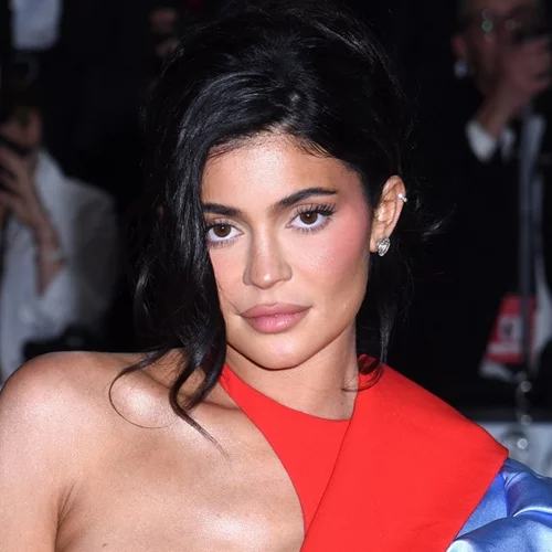 Kylie Jenner | Έκανε Instagram Official τη σχέση της με τον Timothee Chalamet;