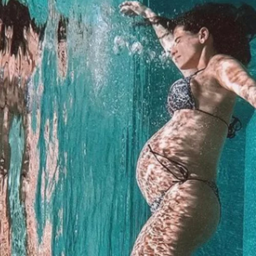 Χριστίνα Μπόμπα | Η υπέροχη υποβρύχια λήψη λίγο πριν γίνει μαμά