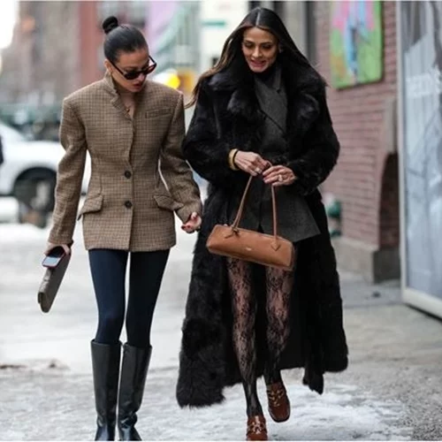 Πέντε looks που μπορείς να δημιουργήσεις φορώντας δαντελένια καλσόν