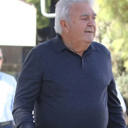 Πασχάλης Τερζής | Στο σπίτι του σε μία εμφάνιση μετά από καιρό