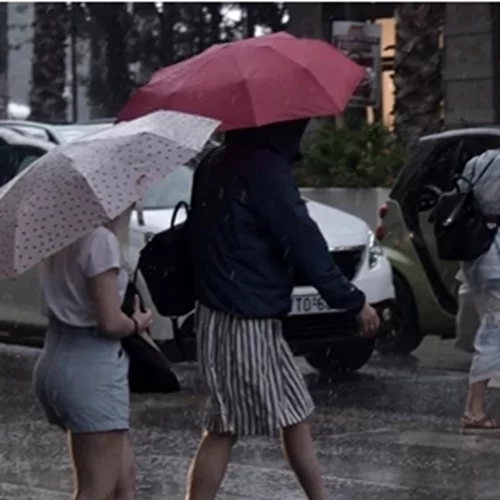 Καιρός | Απότομη αλλαγή με μπουρίνια και καταιγίδες - Ποιες περιοχές θα επηρεαστούν