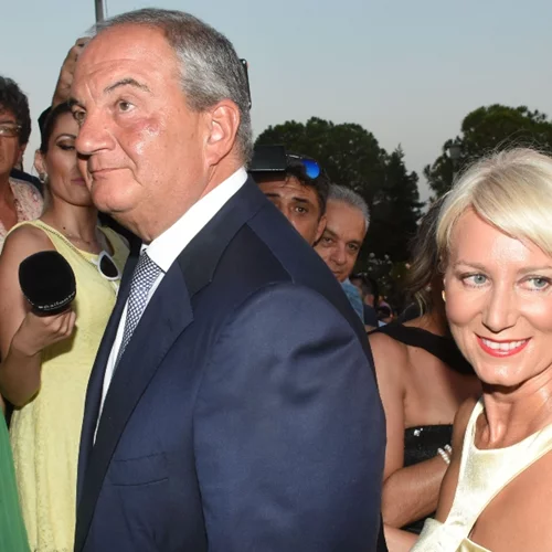 Νατάσα Καραμανλή | Οι ευχές και το συγκινητικό βίντεο για τα 18α γενέθλια των δίδυμων παιδιών της