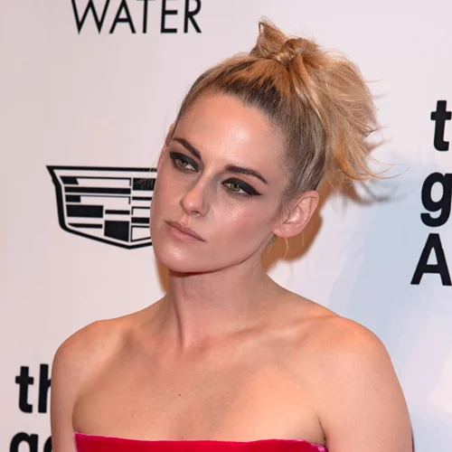 Η Kristen Stewart έκοψε τις αφέλειες που θα βλέπεις παντού φέτος