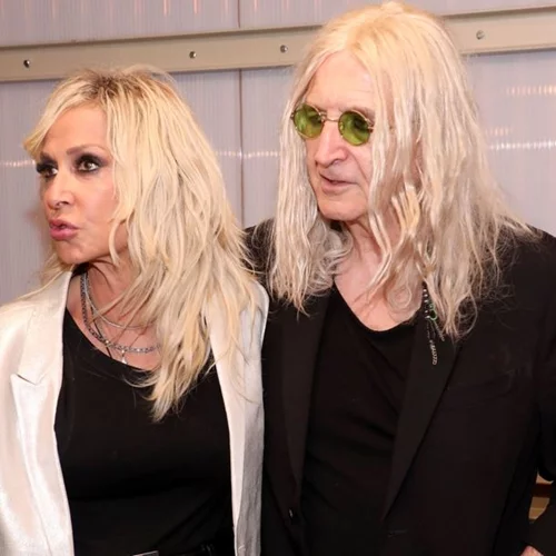 Άννα Βίσση & Νίκος Καρβέλας | Αργά το βράδυ για street food στη Γλυφάδα