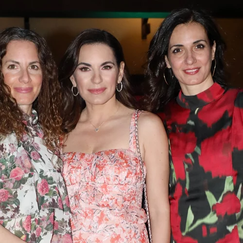 Όλγα, Δανάη & Χριστίνα Κεφαλογιάννη | Με floral looks στο πάρτι γενεθλίων της Όλγας