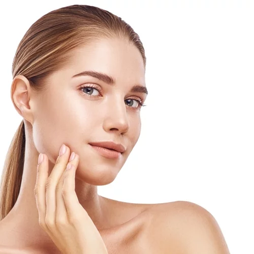 Οι καλύτερες λευκαντικές κρέμες προσώπου που θα βρεις στο φαρμακείο της γειτονιάς σου