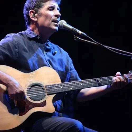 Πώς ένα ασθενοφόρο στάθηκε η αφορμή για να γραφτεί το τραγούδι "το γράμμα" του Σωκράτη Μάλαμα