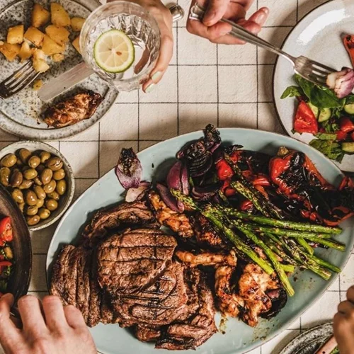 Tasty Awards 2024 x Esquire: Ποιο είναι το αγαπημένο σου εστιατόριο στην Αθήνα;