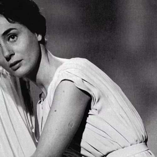 Η Έλλη Λαμπέτη με την Κάτια Δανδουλάκη και τη Βέρα Κρούσκα για βουτιές στο Πήλιο το 1976