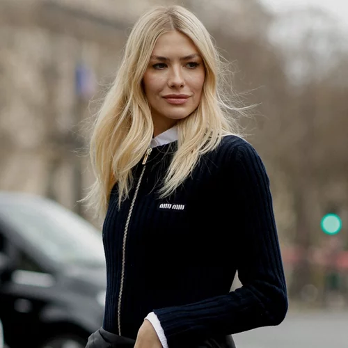 Αυτή η dressy ζακέτα από τη Zara θα αναβαθμίσει τις εμφανίσεις σου με μόλις 29,95 ευρώ