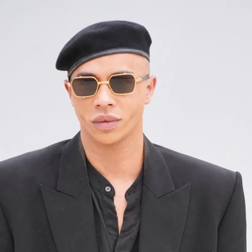 Ο Olivier Rousteing αποκάλυψε τον σοβαρό τραυματισμό του που κρατούσε κρυφό για ένα χρόνο