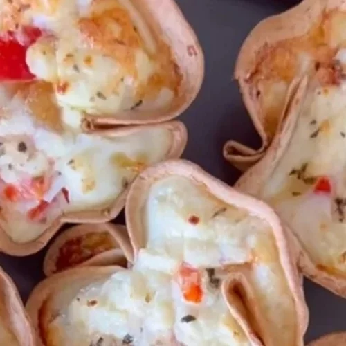 Μάφινς με τορτίγια και αυγό | Ένα θρεπτικό πρωινό γι΄αυτούς που βιάζονται!