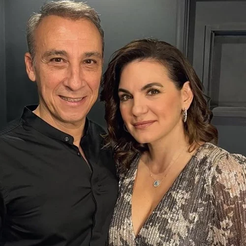 Όλγα Κεφαλογιάννη | Απόλαυσε τον Μίνωα Μάτσα στην τελευταία του συναυλία για το έτος