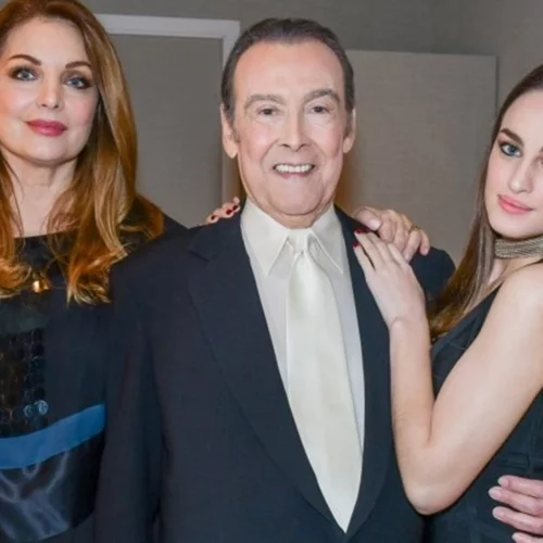 Το συγκινητικό μήνυμα της Άντζελας Γκερέκου για τα γενέθλια της Μαρίας Βοσκοπούλου | "Ο μπαμπάς είναι πάντα κοντά σου"