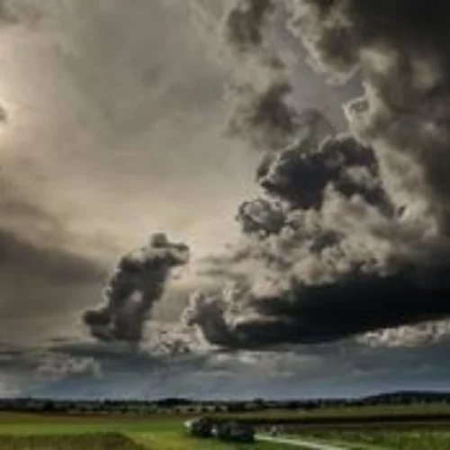 Ανεμοστρόβιλος έπληξε τον Αφιώνα στα βόρεια της Κέρκυρας