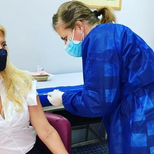 Η Μαρίνα Πατούλη έκανε το εμβόλιο κατά του κορονοϊού