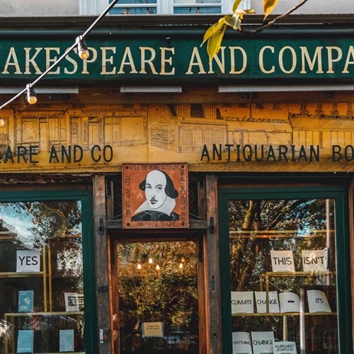 Ένα ελληνικό βιβλιοπωλείο στα 6 πιο όμορφα του κόσμου