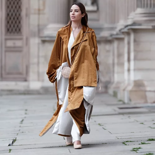 Οι βελούδινες γόβες από τη Haralas που θα φορέσεις σίγουρα τις γιορτές