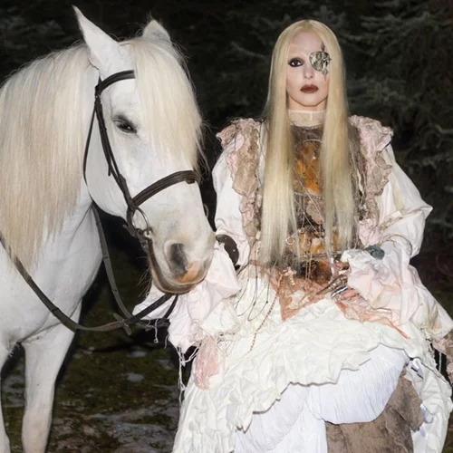 Η εμφάνιση της Τάμτα στο Sing for Greece 2026 με δημιουργία της πιο hot σχεδιάστριας στη βιομηχανία της μόδας