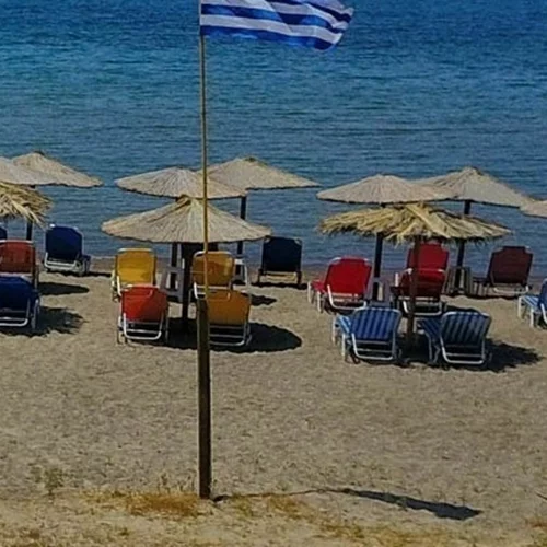 Φορολογικοί έλεγχοι σε ξενοδοχεία, ταβέρνες και παραλίες με σύγχρονη τεχνολογία