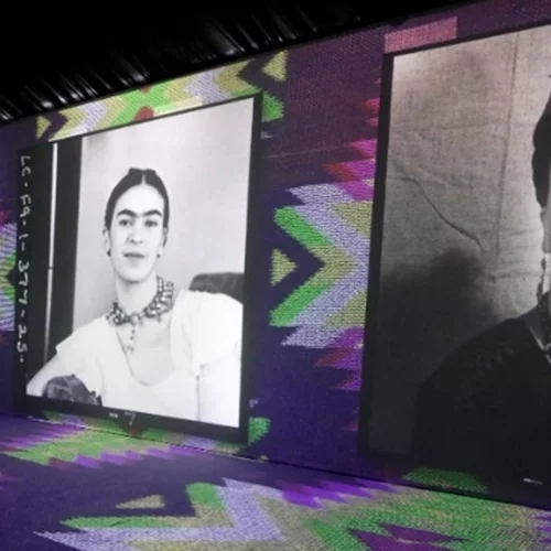 Έκθεση με ρούχα, κοσμήματα και αναμνηστικά της Frida Kahlo στην Αυστραλία