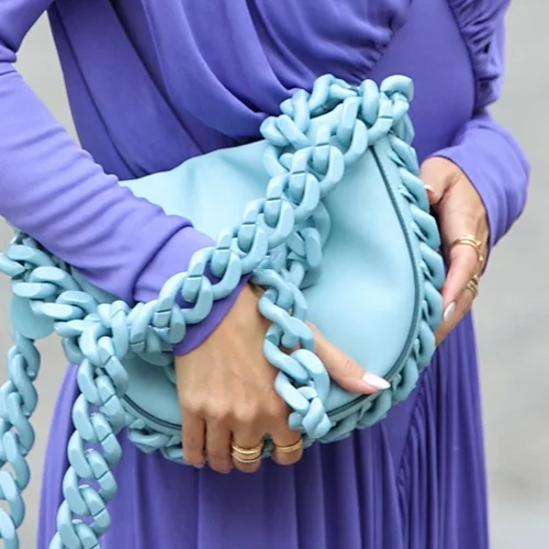 Αυτό είναι το μανικιούρ που ζητάνε περισσότερο τώρα οι Ελληνίδες σύμφωνα με τους pros