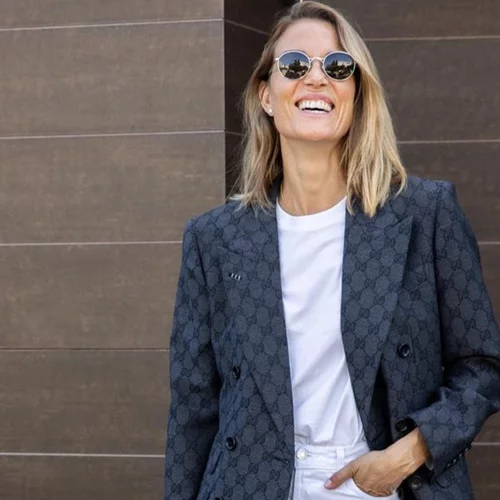 Βίκυ Καγιά | Το απόλυτα φθινοπωρινό outfit της με το αγαπημένο παντελόνι των Γαλλίδων