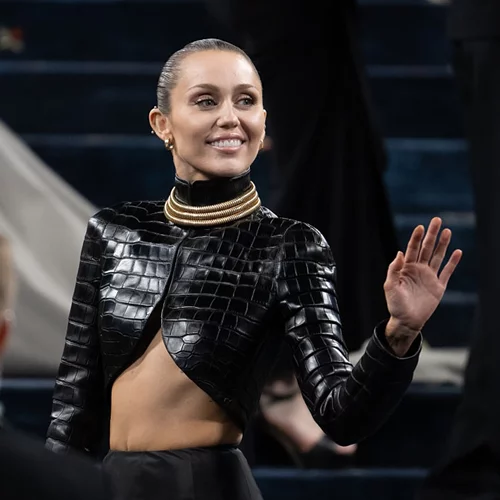 Met Gala 2025 | Όλες οι εμφανίσεις των celebrities στο κόκκινο χαλί